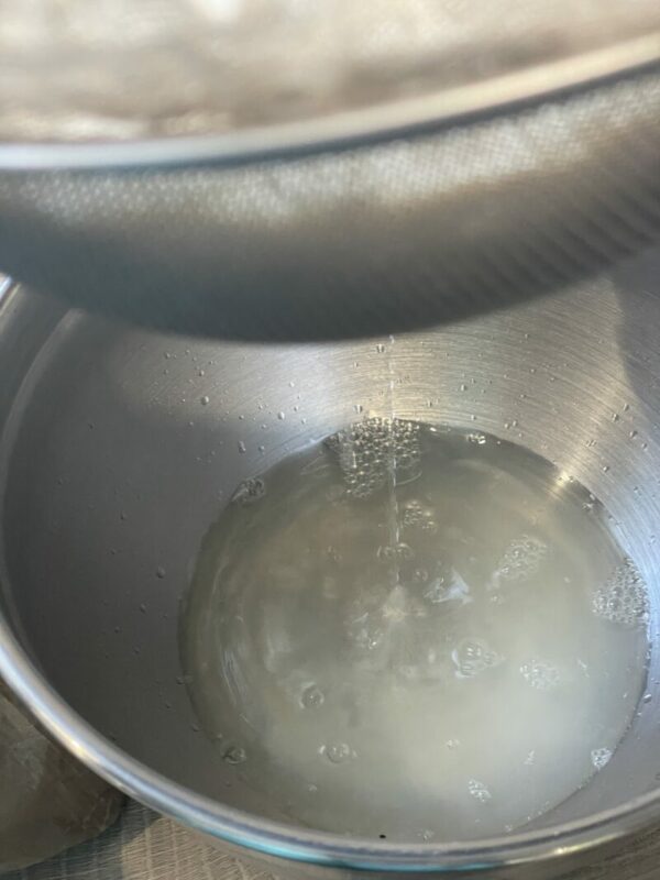 Egouttage du cottage cheese